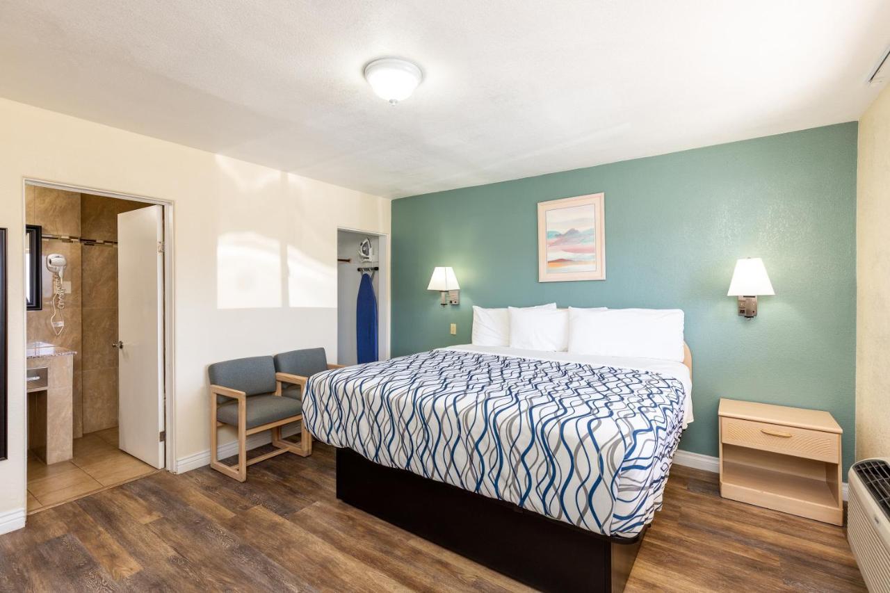 Stay Express Inn Elko Exterior photo