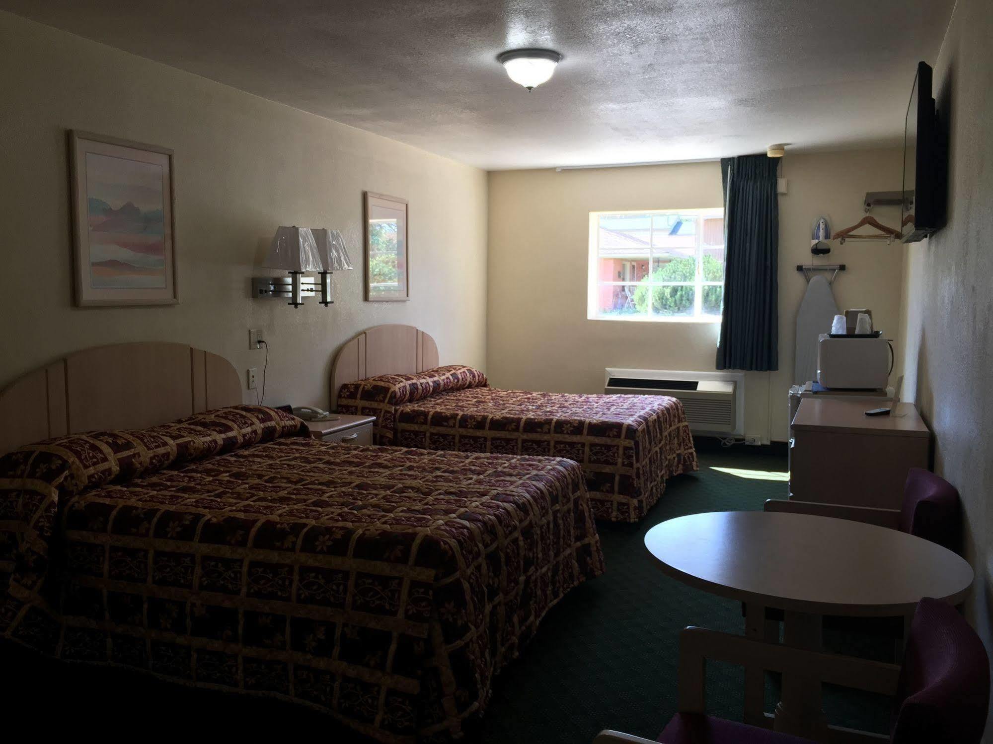 Stay Express Inn Elko Exterior photo