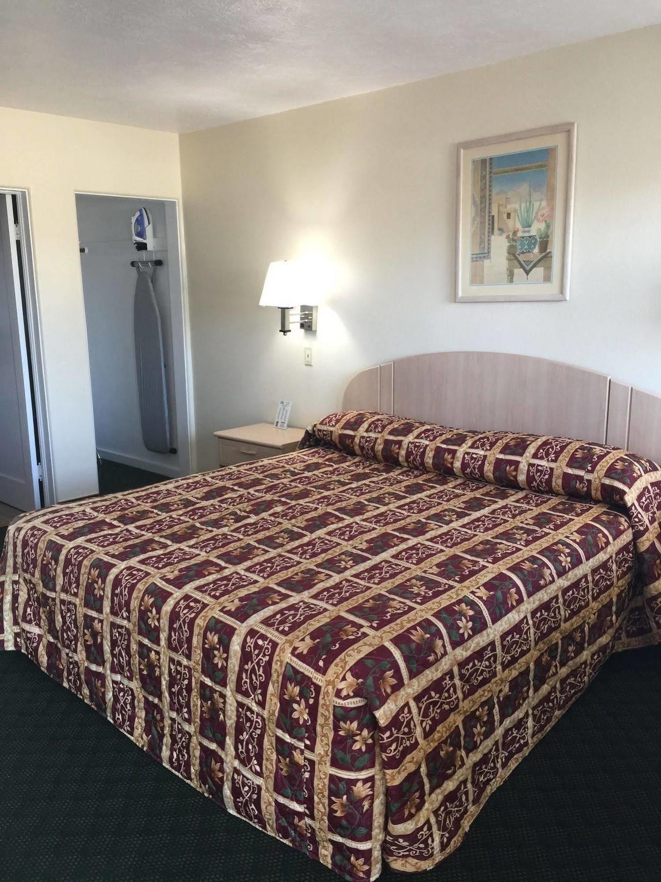 Stay Express Inn Elko Exterior photo